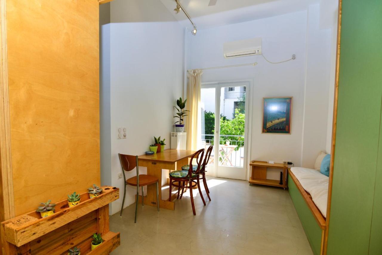 Apartamento Athens Cozy Studio 4 Min Walk To The Acropolis Hil Exterior foto