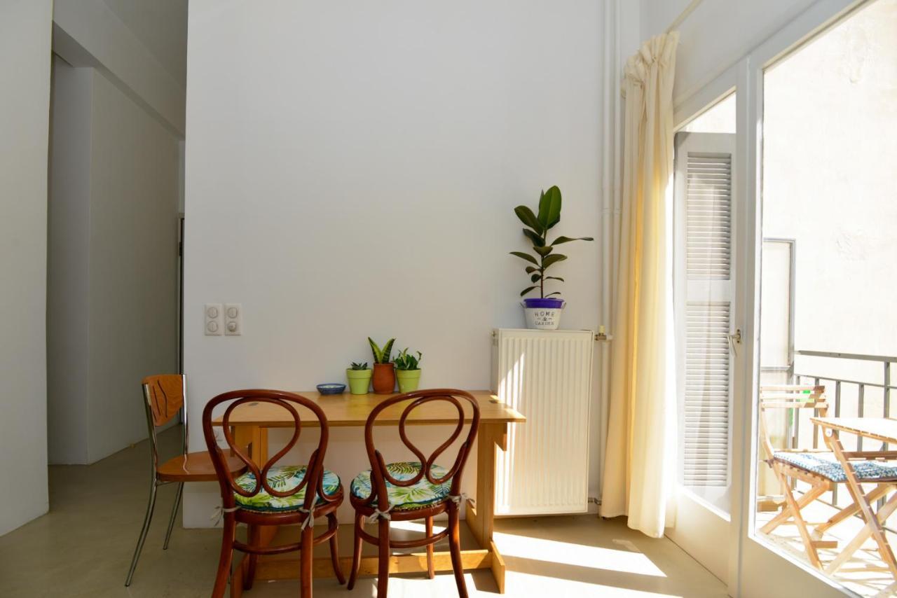 Apartamento Athens Cozy Studio 4 Min Walk To The Acropolis Hil Exterior foto
